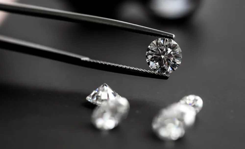 Berlian: Perhiasaan Mewah Dengan Beragam Kegunaan